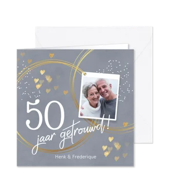 Stijlvolle jubileumkaart 50 jaar getrouwd foto